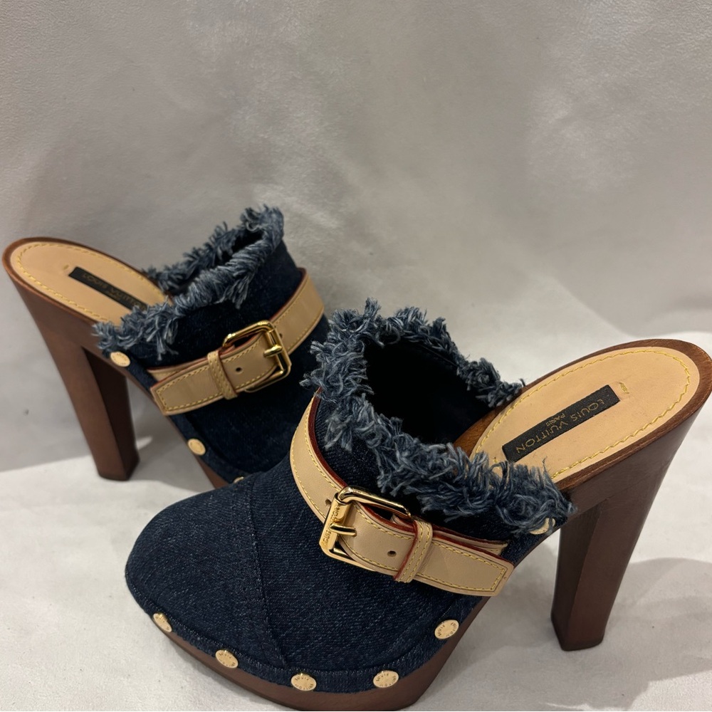 Louis Vuitton Clogs